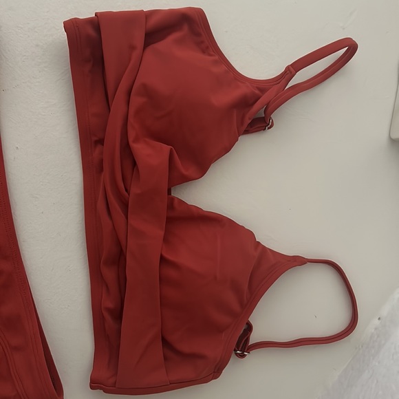 Cupshe high waisted bikini. - Picture 2 of 7